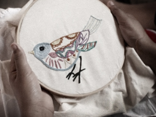 
			Intento ser alguién